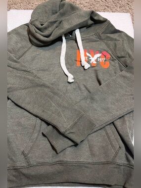 ♥️American Eagle Outfitters Olive Green Hoodie with Orange NYG Accent